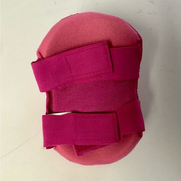 Razor - Pink Youth Knee and Elbow Pads Set - Great Condition! - Picture 5 of 5